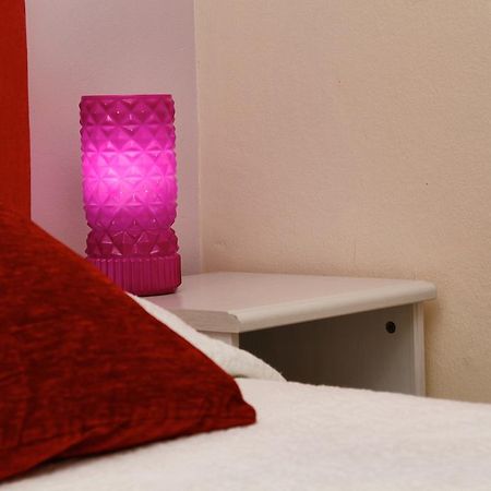 Stopbarcelona Universidad Apartments Ngoại thất bức ảnh