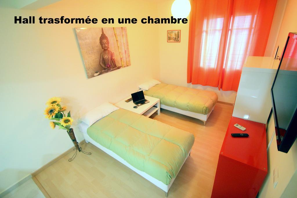 Stopbarcelona Universidad Apartments Phòng bức ảnh